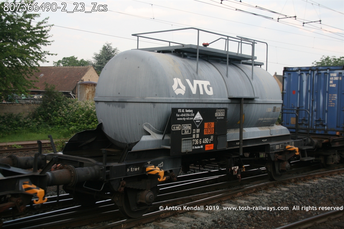 807366490-2_23_Zcs.jpg